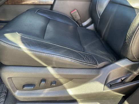 Used 2019 Chevrolet Tahoe LT AWD/4WD image 22