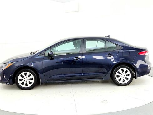 Certified 2024 Toyota Corolla LE FWD image 3