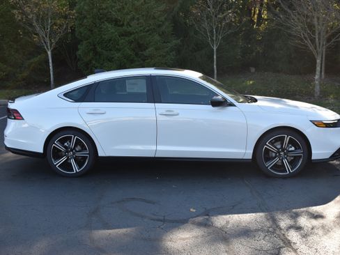 New 2025 Honda Accord Sport image 9