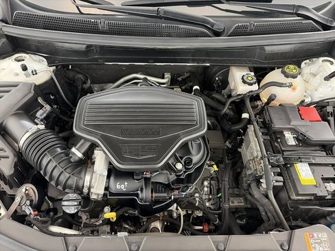 Used 2022 Cadillac XT5 Premium Luxury w/ Technology Package image 11