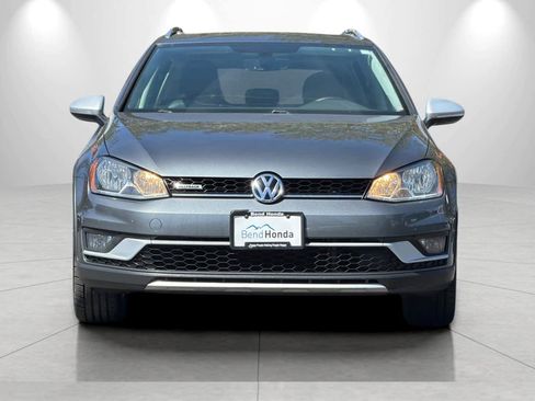 Used 2017 Volkswagen Golf Alltrack SEL AWD/4WD image 10