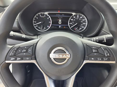 Used 2024 Nissan Sentra SV FWD image 24