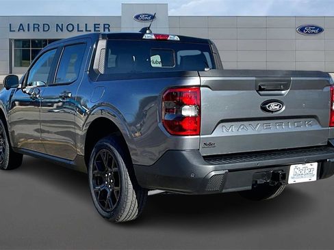 New 2026 Ford Maverick Lariat w/ Black Appearance Package image 3