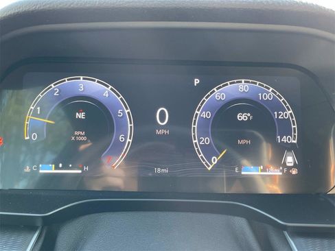 New 2025 Jeep Grand Cherokee L Laredo w/ Luxury Tech Group I image 12