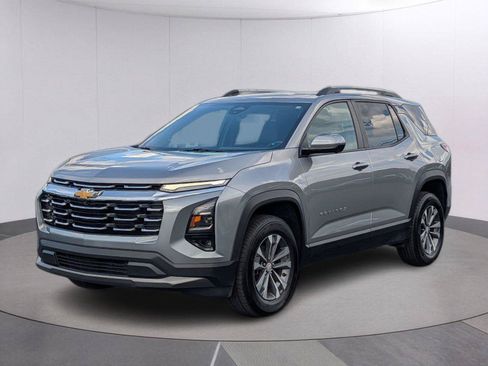 Certified 2025 Chevrolet Equinox LT w/ Convenience Package II AWD/4WD image 1