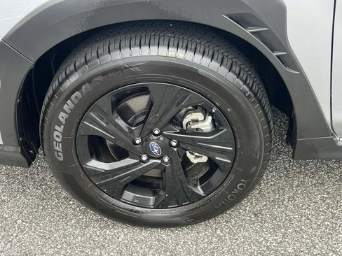 Certified 2024 Subaru Crosstrek 2.0i image 11