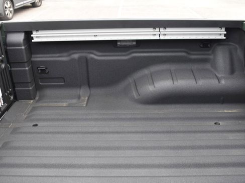 New 2026 Nissan Frontier SV w/ SV Convenience Package image 12