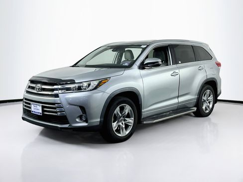 Used 2019 Toyota Highlander Limited AWD/4WD image 1