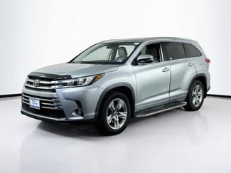 Used 2019 Toyota Highlander Limited AWD/4WD video 1