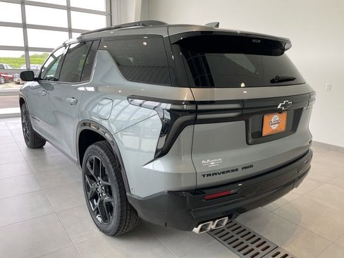 New 2026 Chevrolet Traverse RS w/ LPO, Floor Liner Package AWD/4WD image 2