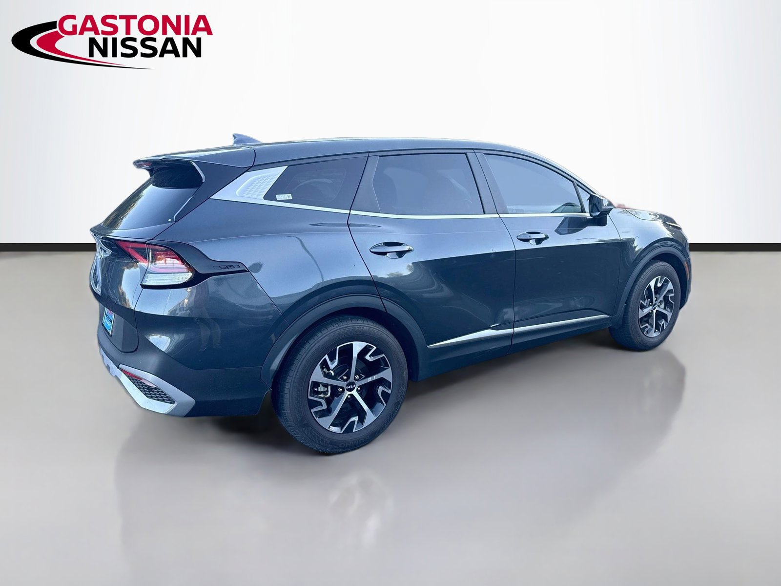 Used 2023 Kia Sportage EX FWD image 9