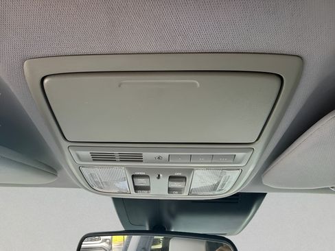 Used 2019 Honda CR-V EX-L image 32