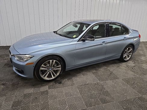Used 2013 BMW 335i xDrive Sedan AWD/4WD image 6