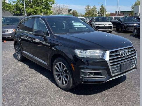 Used 2017 Audi Q7 3.0T Prestige w/ Prestige Package AWD/4WD image 1