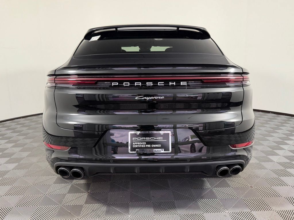 Certified 2026 Porsche Cayenne Coupe AWD/4WD image 9