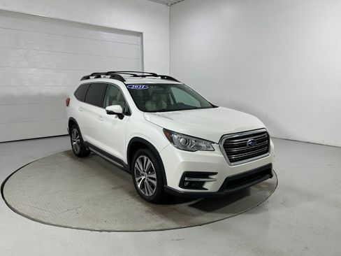 Used 2021 Subaru Ascent Limited w/ Popular Package #4 AWD/4WD image 2