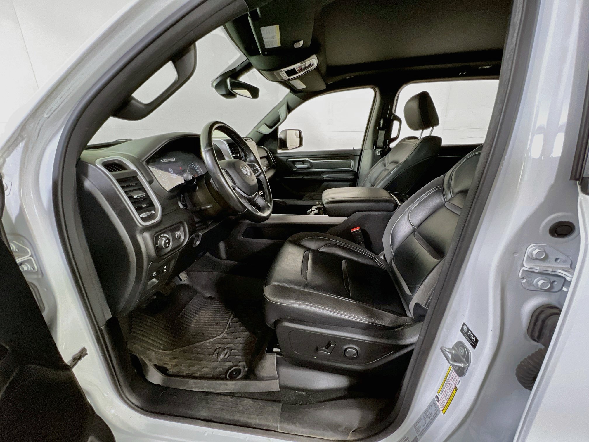 Used 2023 RAM 1500 Big Horn AWD/4WD image 21