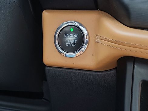 Used 2022 Ford Expedition Max Platinum image 17