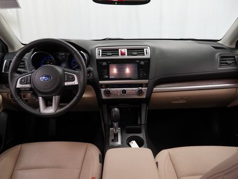 Used 2016 Subaru Outback 2.5i Limited AWD/4WD image 32