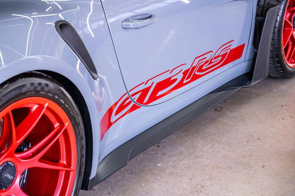 Used 2024 Porsche 911 GT3 RS w/ Weissach Package RWD image 4
