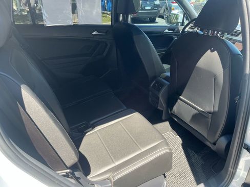 Used 2019 Volkswagen Tiguan SEL R-Line AWD/4WD image 22