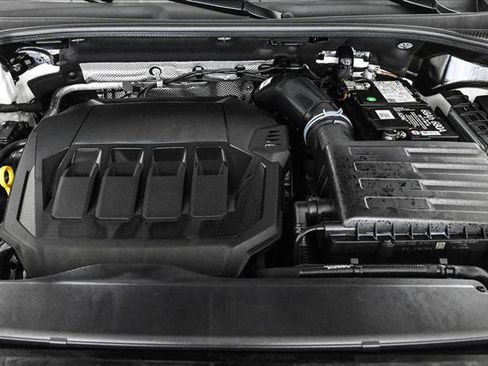 Certified 2025 Audi Q3 2.0T Premium w/ Convenience Package image 24