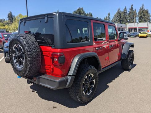 Used 2024 Jeep Wrangler Unlimited Rubicon 4xe AWD/4WD image 6
