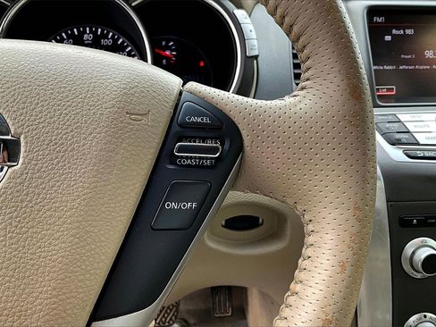 Used 2014 Nissan Murano SL w/ Navigation Package image 12