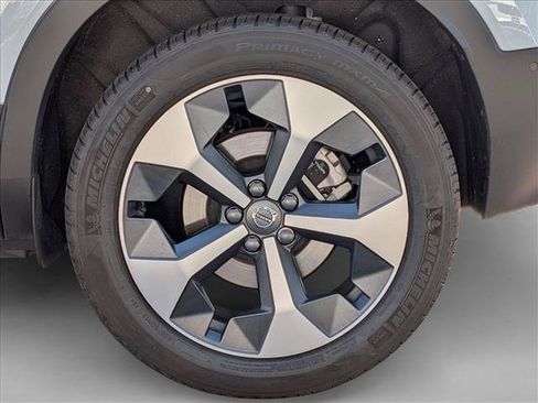 Certified 2026 Volvo XC40 B5 Plus w/ Protection Package Premier AWD/4WD image 23