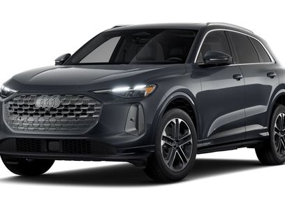 Certified 2025 Audi Q5 Premium w/ Convenience Package