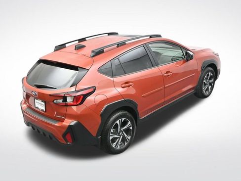 Used 2025 Subaru Crosstrek 2.5i Premium AWD/4WD image 30