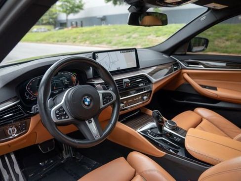 Used 2023 BMW 540i xDrive w/ M Sport Package AWD/4WD image 21