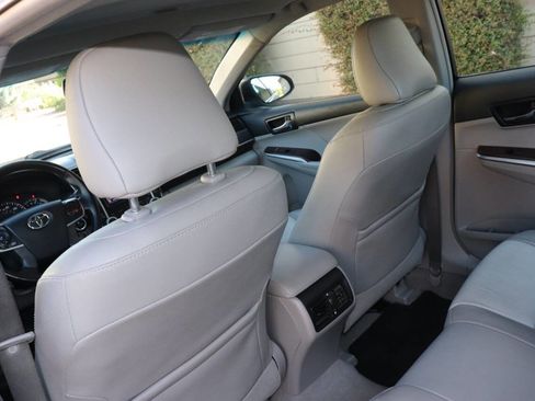Used 2012 Toyota Camry XLE FWD image 46