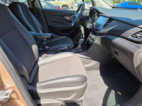 Used 2019 Buick Encore Sport Touring image 14