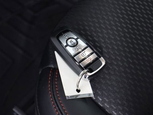 Used 2025 Ford Escape ST-Line w/ Tech Pack #1 image 33