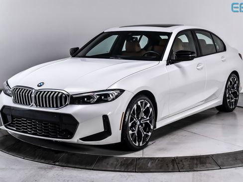 Used 2025 BMW 330i xDrive Sedan w/ M Sport Package image 2