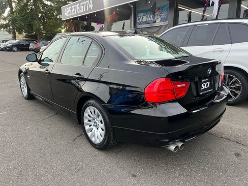 Used 2009 BMW 328i xDrive Sedan image 3