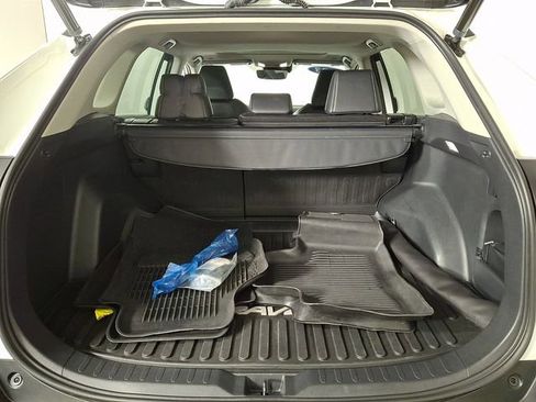 Used 2023 Toyota RAV4 XLE Premium image 29