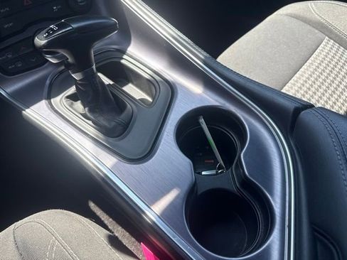 Used 2018 Dodge Challenger R/T RWD image 27