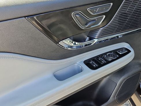 Used 2022 Lincoln Corsair AWD w/ Premium Package image 29