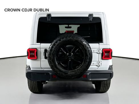 Certified 2021 Jeep Wrangler Unlimited Sahara AWD/4WD image 5