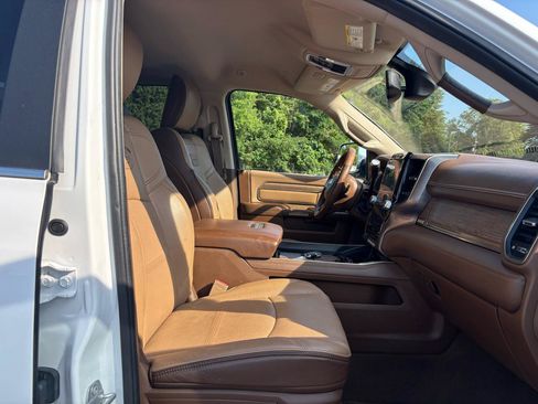 Used 2020 RAM 2500 Limited AWD/4WD image 9