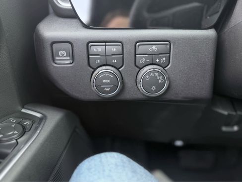 New 2026 Chevrolet Silverado 1500 LT w/ Z71 Off-Road Package image 17