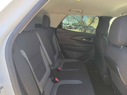 Used 2024 Chevrolet TrailBlazer LS image 9
