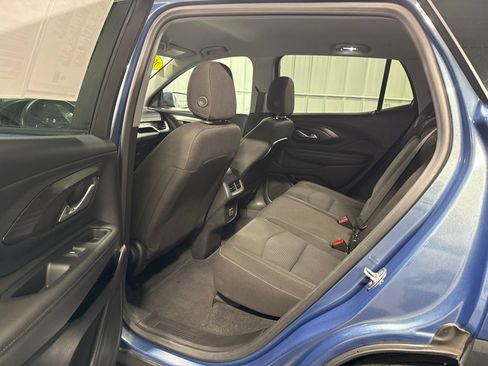 Used 2024 GMC Terrain SLE FWD image 15