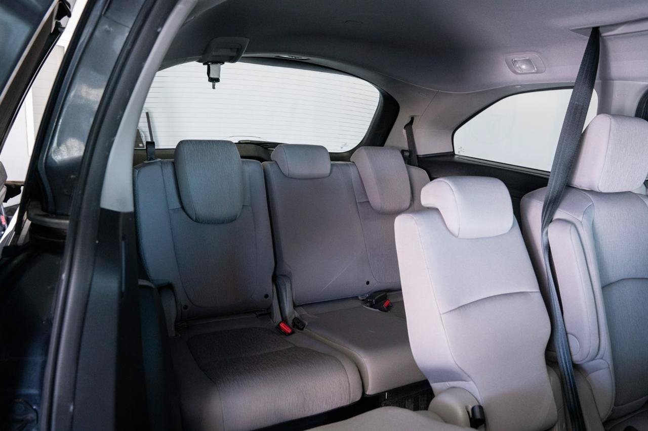 Used 2023 Honda Odyssey EX image 17