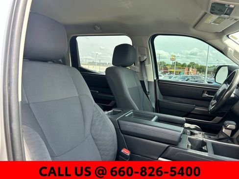 Used 2023 Toyota Tundra SR5 w/ SR5 Convenience Package AWD/4WD image 6