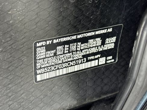 Used 2024 BMW iX xDrive50 w/ Sport Package AWD/4WD image 26