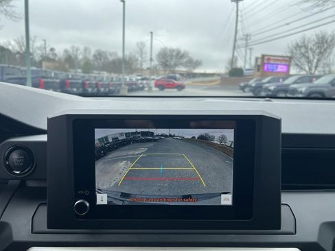 Used 2024 Toyota Tacoma SR image 14