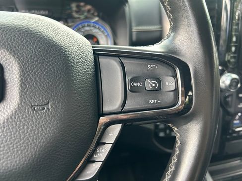 Used 2022 RAM 1500 Limited AWD/4WD image 32